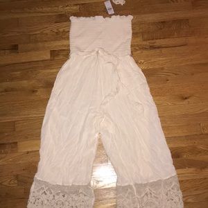 American Eagle Outfitters Jumpsuit/Romper